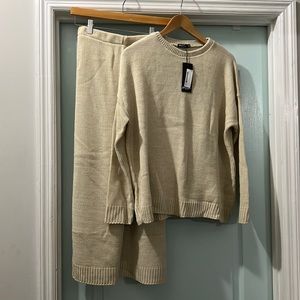 Nasty Gal sweater lounge set. BNWT, Oatmeal, Medium. Sold as a set.